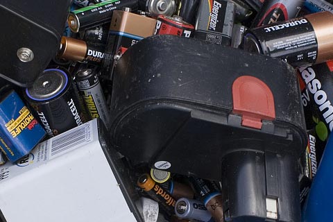 [东安新安附近回收磷酸电池]汽车电池回收处理价格-附近回收汽车电池